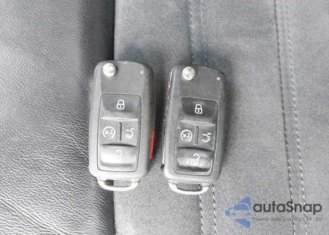 2013 Volkswagen Passat 2.0L Tdi Sel Premium from USA, damaged, VIN 1VWCN7A33DC096210